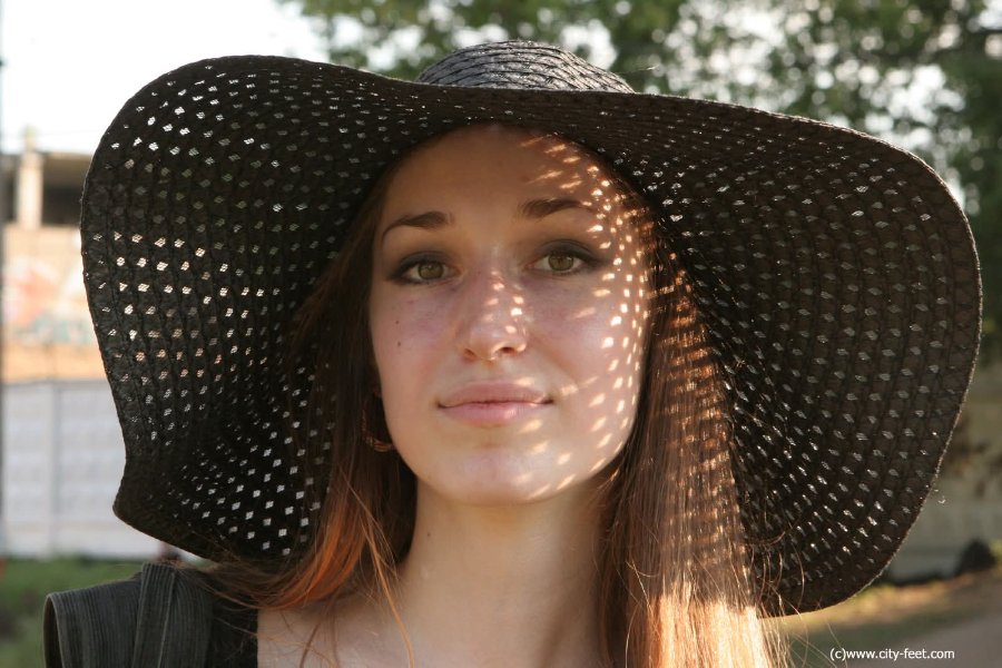R (18).jpg