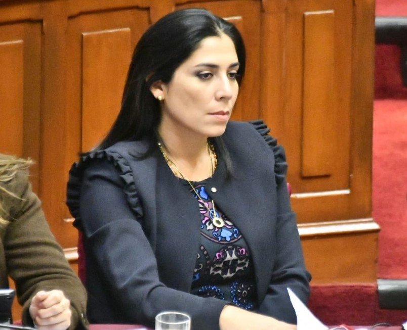 ursulaletona4.jpg