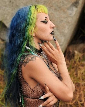 roniradical_67072061.jpg